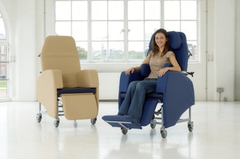 Les fauteuils Cumbria : le respect de la personne et des aidants